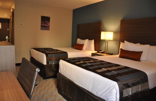 Florida Central Atlantic Coast Hotel | Family-Friendly Orlando Stay Near Celebration, Magic Kingdom & Dining at Disney