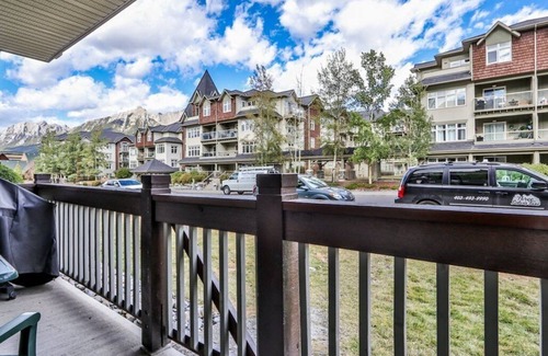 Canmore Condo | Family Friendly Pet Friendly Condo