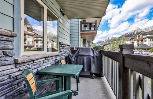 Canmore Condo | Family Friendly Pet Friendly Condo