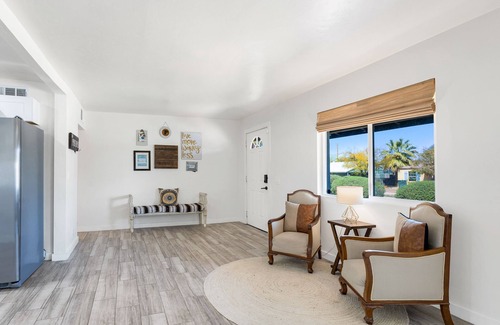 Poets Square House | Family Friendly-Playroom-Central Location