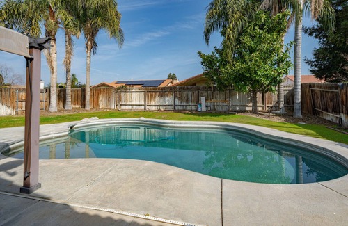 Pumpkin Center House | Family-Friendly Retreat with Non-Heated Pool and Huge Yard