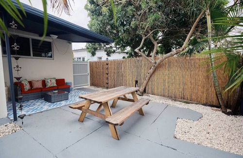 West Little Havana House | Family friendly retreat in the heart Little Havana! Close to everything!