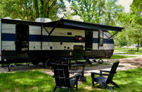 Bull Creek Cabin | Family Friendly RV Rental in Branson, MO!