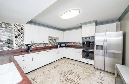 Lynchburg House | "Family-Friendly Retreat Near Downtown Lynchburg and Liberty"