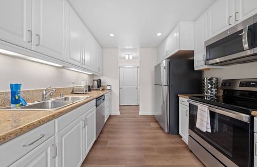 Marina del Rey Apartment | Family-Friendly 2BR at Marina Del Rey