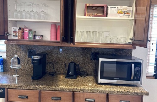 Rowland Heights House | Family- Friendly Villa with Pool + BBQ + Fire-pit, close to Disney & Water Park