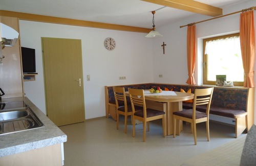 Schwendau Apartment | Family-friendly vacation apartment in Landhaus Kröll near Mayrhofen