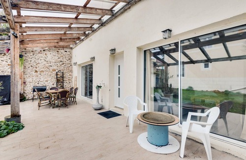 Esbly House | Family-friendly vacation home for your explorations in and around Paris.