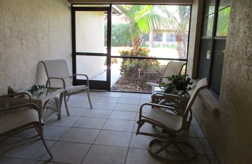 Sarasota Villa | Family Friendly Villa15 min to Siesta Key Wagon, Chairs, Umbrella, Toys Provided