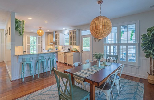 Wicomico Church Cottage | Family-Friendly Waterfront Home Pool Dock Kayaks Row Boat Games Chesapeake Bay