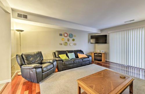 Cape May - Wildwood House | Family-Friendly Wildwood Townhome about 3 Mi to Beach