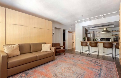 Kirkwood Apartment | Family friendly with common room, mountain views