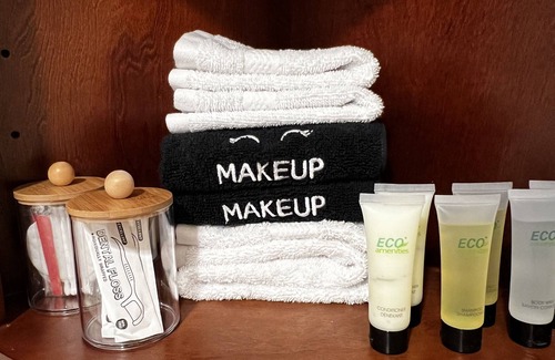 Pueblo House | Family Friendy/King Bed/Nespresso Coffee Bar/Smart TVs/Modern