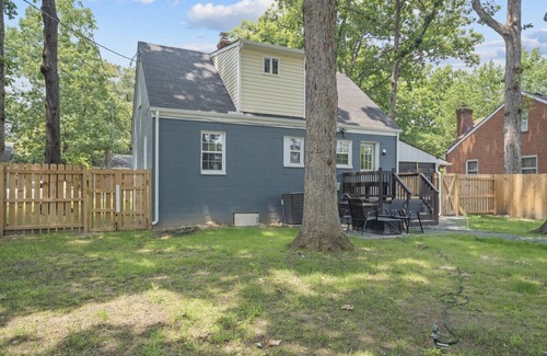 McGuire House | Family Fun: 2 Story Oasis & Pup Retreat Near RVA