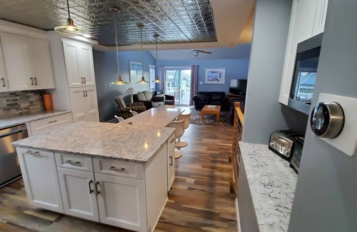 Stone Harbor Condo | Family Fun at the Shore! Walk to Beach, Bay, Town!