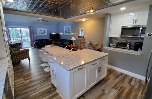 Stone Harbor Condo | Family Fun at the Shore! Walk to Beach, Bay, Town!