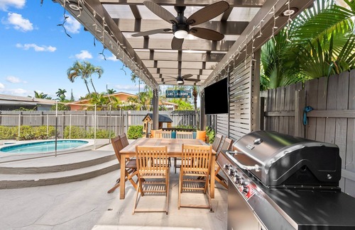 Dania Beach House | #Family Fun House! 5 min to FLL!