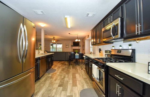 FM 1960 Apartment | Family Fun Houston Getaway w/Pool & Game Room