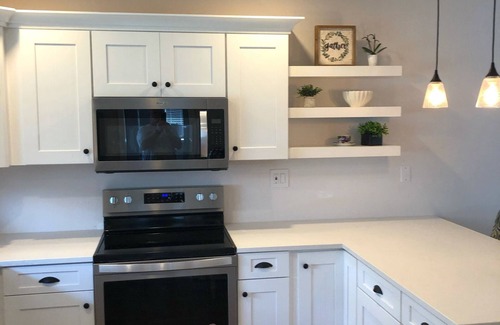 Little River House | 💗☀️🌊Family Fun In The Sun🌊☀️💗 - 3 BR, 3.5 BA & Pet Friendly Townhouse