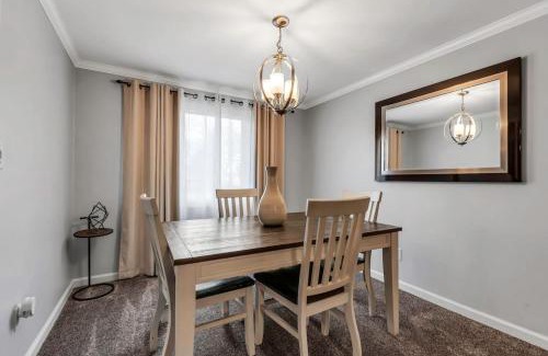 Cheektowaga House | Family Fun Pool Central Airport