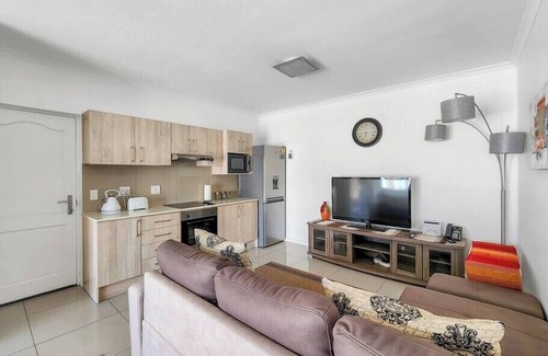 Big Bay Apartment | Family fun-sea,sand,surf- Secure-pool, balcony