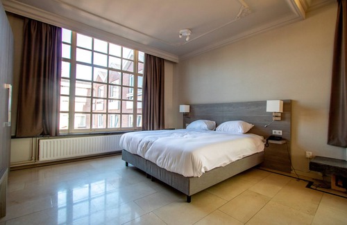 Bergen Hotel | Family Getaway | Just Steps from Soothing Dunes, Outdoor Thrill & Local Hotspots