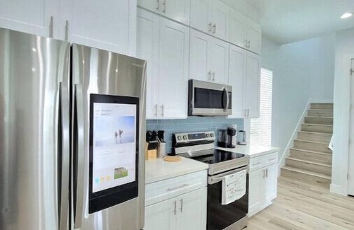 Indian Beach House | Family Getaway! Ocean View 4B/3B New house!n
