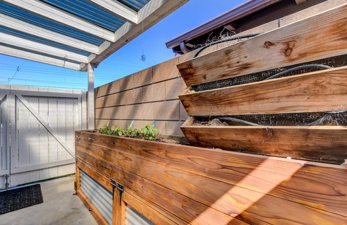 Clairemont House | Family Getaway ★ Pool & Hot-tub ★ HVAC ★ 4BD & Central