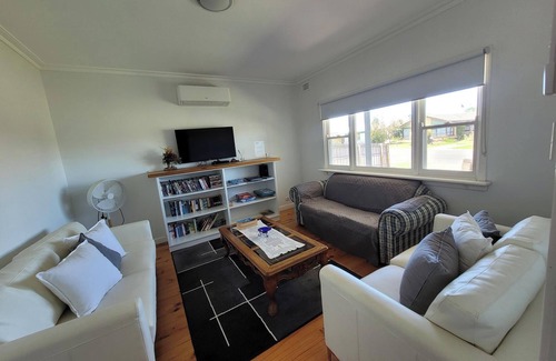 Portland House | Family getaway with room to park the boat