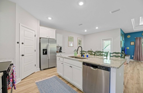 Tallahassee House | Family&Group Getaway - 4BR Tallahassee Home for 10
