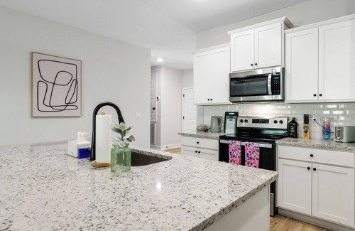 Tallahassee House | Family&Group Getaway - 4BR Tallahassee Home for 10
