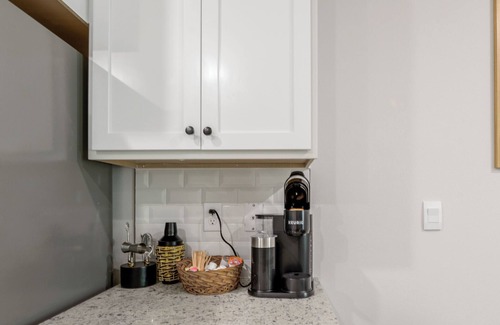 Tallahassee House | Family&Group Getaway - 4BR Tallahassee Home for 10