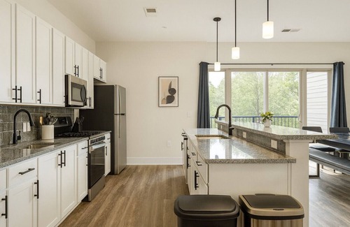 Glen Iris Apartment | Family & Group Retreat|3 Queens Beds