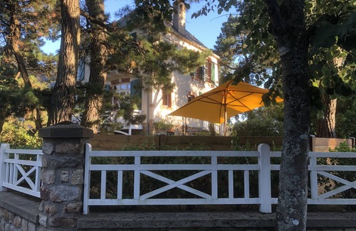 Saint-Brevin-l'Ocean Villa | Family home 200m from a huge sandy beach, all shops within walking distance