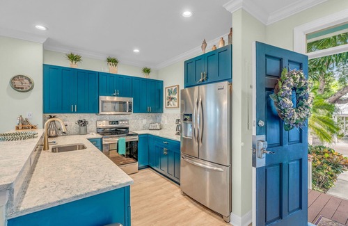 Indigo Reef Marina Homes House | Family Holiday Escape - Indigo Reef 3BR Waterfront w/Pool, Dock & Gulf Views!