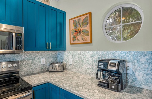 Indigo Reef Marina Homes House | Family Holiday Escape - Indigo Reef 3BR Waterfront w/Pool, Dock & Gulf Views!