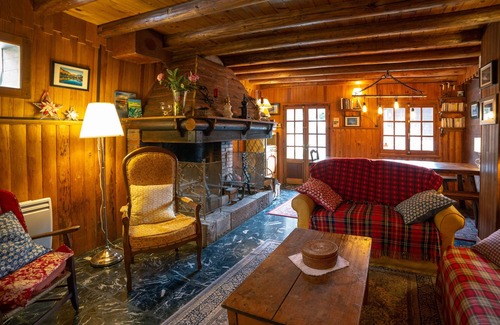 Abondance Ski Chalet | Family holidays in a cosy chalet in Abondance: ski Nature and View