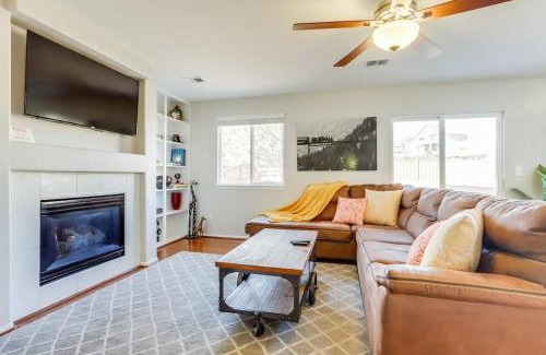 Aurora House | Family home 2 Master Suites with King beds fast Wifi workspace