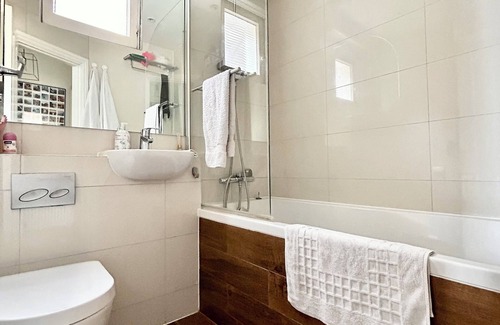 Shaftesbury Apartment | Family home Clapham Common