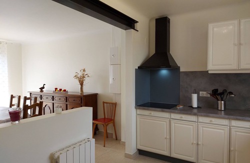 Saumeray Cottage | Family home in a quiet area with garden and BBQ