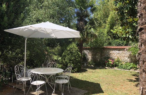 Breuilpont House | Family home in the heart of the Eure valley - 10 people - 5 bedrooms