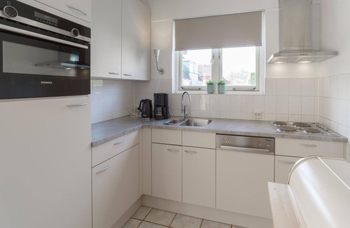 Wemeldinge House | Family Home near Beaches