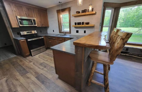 Queensbury House | Family Home Nr Lake George+Ski Mtn w/Indoor HotTub