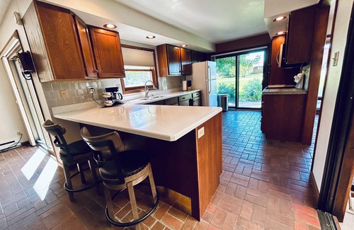 Cody House | Family Home with Mountain Views