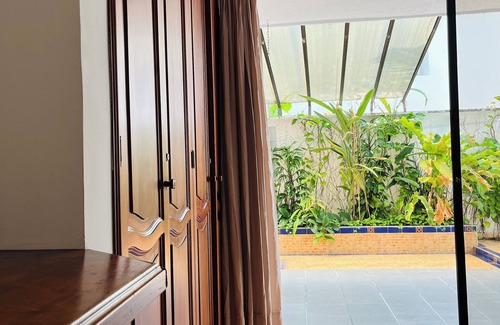 Pie del Cerro House | Family Hostel Cartagena