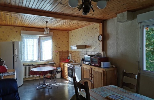 Saint-Chely-d'Apcher House | Family House