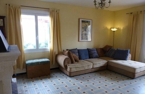 Bias Apartment | Family house for 6 people in Bias, 9 km from Lespecier beach