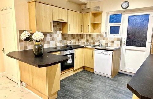 Eastleigh House | Family house in Eastleigh