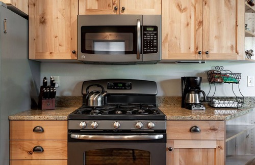 West Yellowstone House | Family House With Additional Guest House Included- Fox