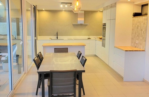 Llanca Villa | Family house with private pool, pets allowed, near the beach in Llançà